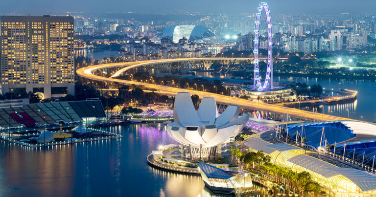 singapore-business-district-skyline-night-marina-bay-singapore